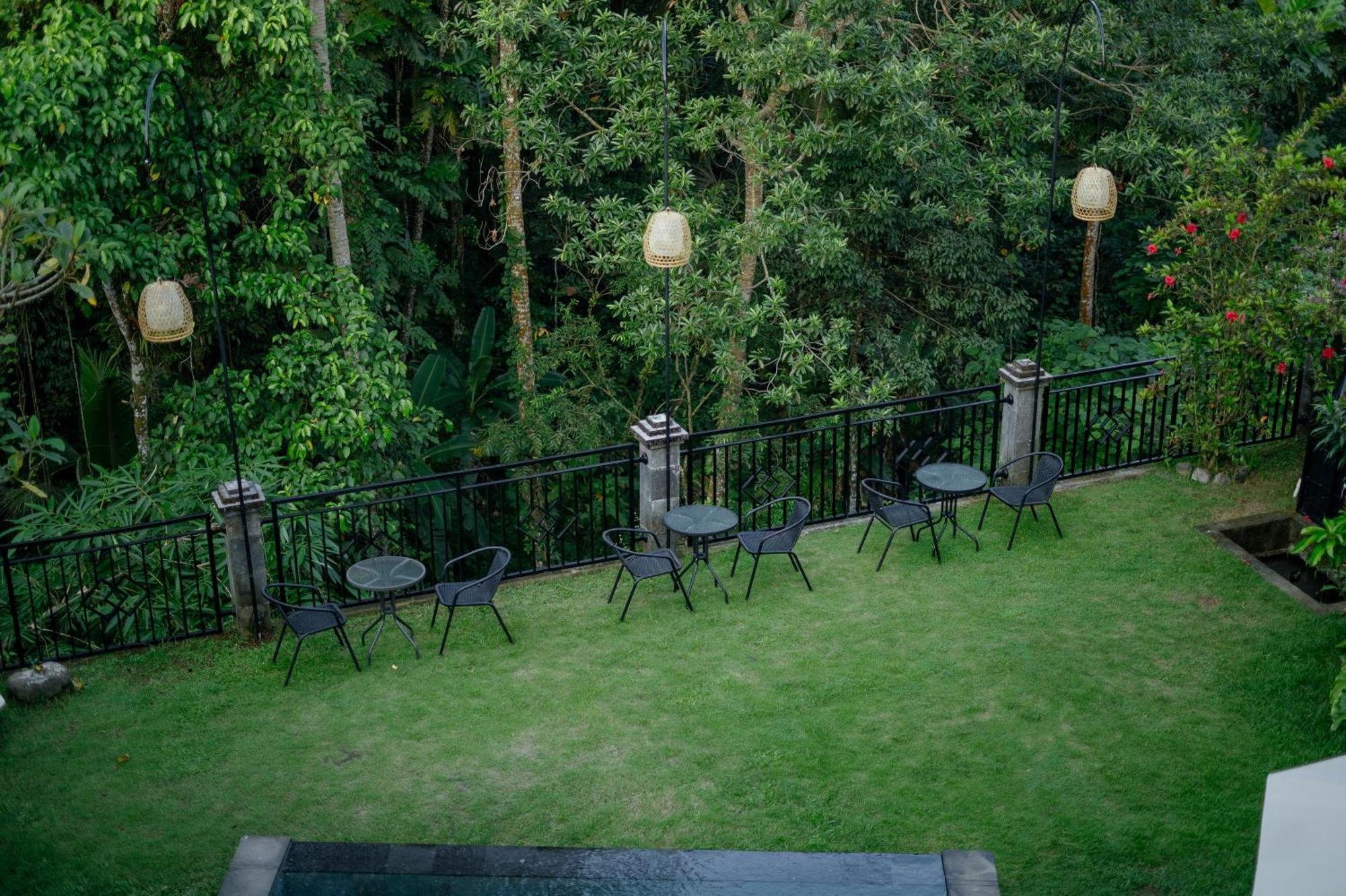 Ahamta Ubud By Prasi Exterior photo